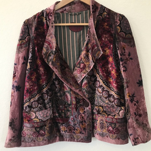 Etro Jackets & Blazers - Etro velvet jacket sz US 6 or EU 42